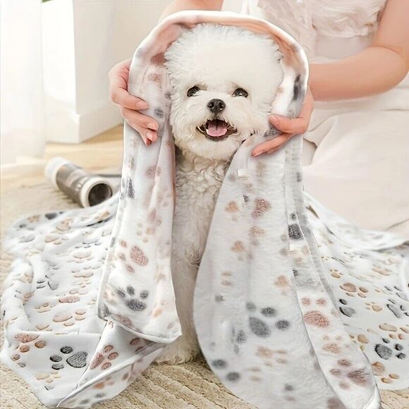 Large Pet Blanket Pink Paw Print Soft Fleece Dog Cat Fluffy warm 29"x40" NEW - Picture 5 of 7